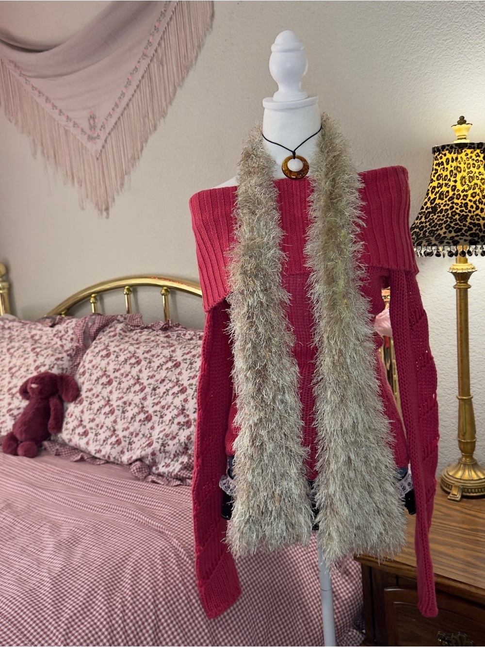 Y2K Fuzzy Scarf - Picture 7 of 7